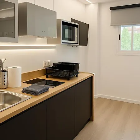 아파트 Campoamor Msuites *