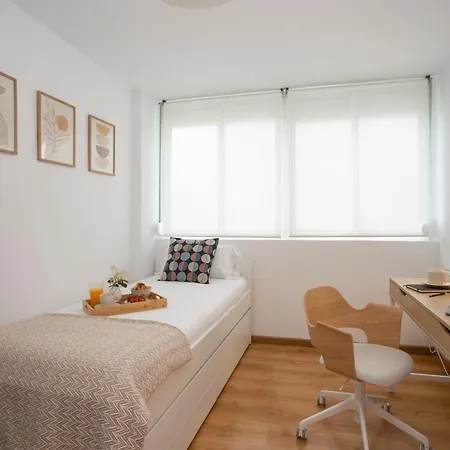 Singularstays Plaza Andujar Daire