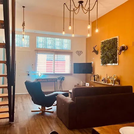 Apartment Duplex Tipo Loft De Estilo Selvatico Y Safari, Con Encanto Y A Pasos Del Mar *