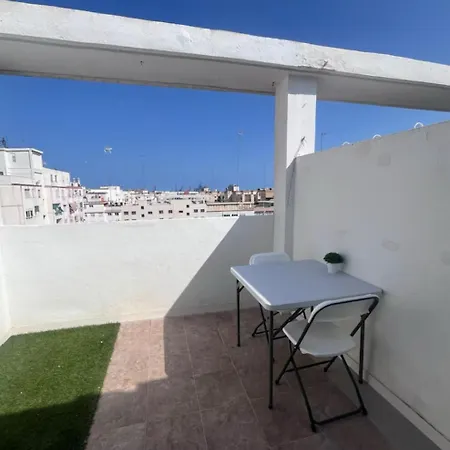 Ciudad De Ciencias Con Terraza شقة