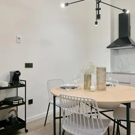 Romantic N5 Oceanografico Virkin Apartment