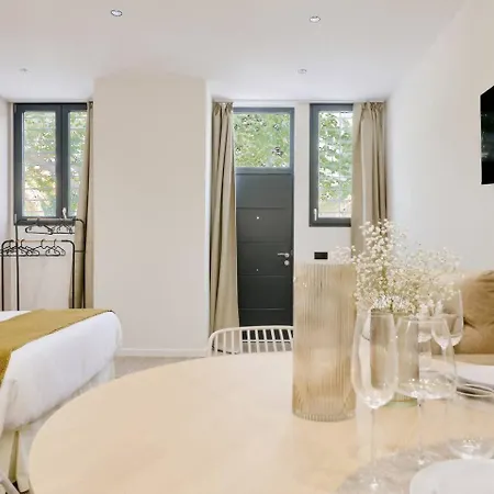 Apartment Romantic N5 Oceanografico Virkin