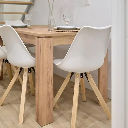 Romantic Roig Arena N9 Virkin