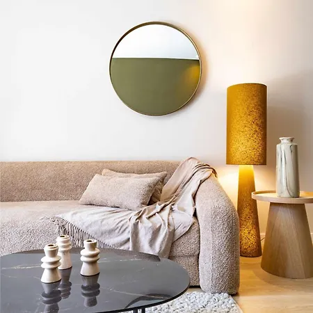 Modern And Stylish R Appartement