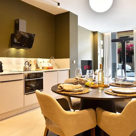 Modern And Stylish R * Valence