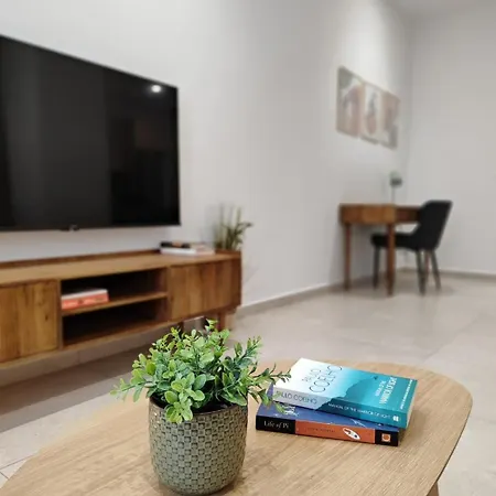 Vlc Host - Alfaro A Apartment