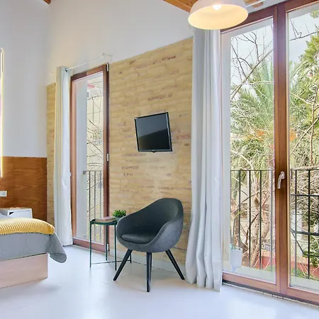 Loft Elegante Con Techos Altos En Plaza Del Carmen * Valencia