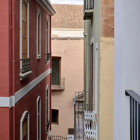 Loft Elegante Con Techos Altos En Plaza Del Carmen * Valencia