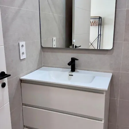 Appartement Boutique 4-pax - A-1 *