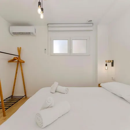 Acogedor Frente A Plaza Del Cedro Apartman Valencia