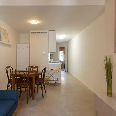 4 Huespedes Con Patio Y Ducha Exterior Lägenhet *