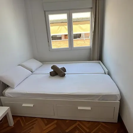 Your Sunny & Spacious Portview *