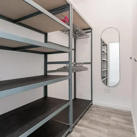 Enjoy Valencia: Deluxe With Terrace Valensiya