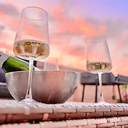 Ayora Penthouse - Jacuzzi, Huge Private Rooftop, Bbq, Sunset Views, Fastwifi, Ac Valencia