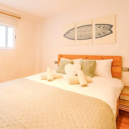 Ayora Penthouse - Jacuzzi, Huge Private Rooftop, Bbq, Sunset Views, Fastwifi, Ac Apartment *