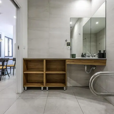 Malvarrosa Apartamento *