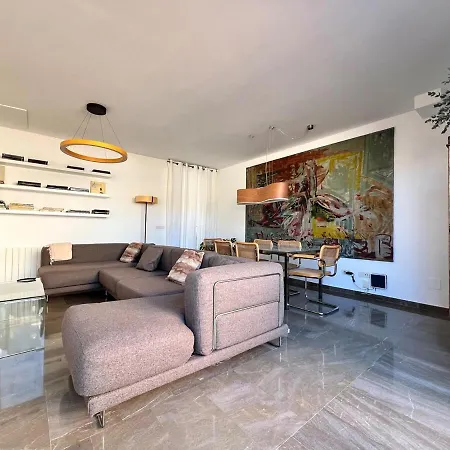 Apartment Floor Gem With Terrace In Prime Location Valencia