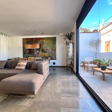Floor Gem With Terrace In Prime Location * Valencia