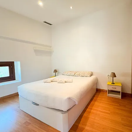 Bonito Cerca De La Plaza De La Virgen