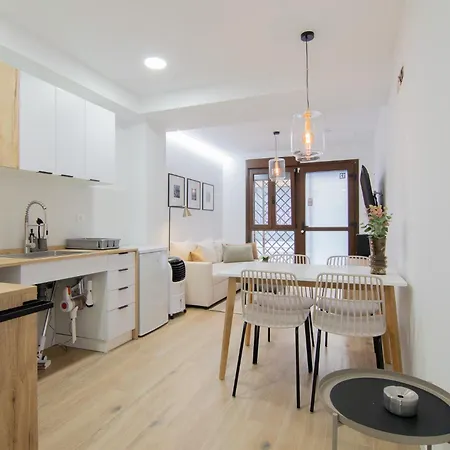 Casa Sant Domenec Savio * Valencia