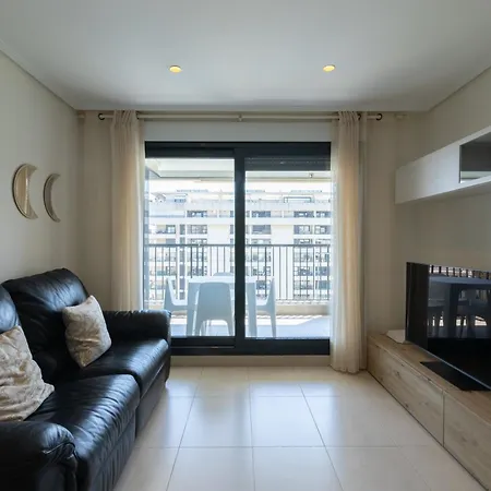 Con Vistas Al Mar, Piscina Y Pista De Paddle