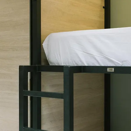 Auberge de jeunesse U-Nit Hostel Central Park Valence
