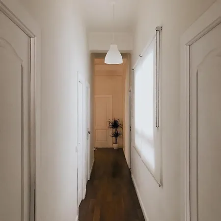 Welcome To Your Apartamento *