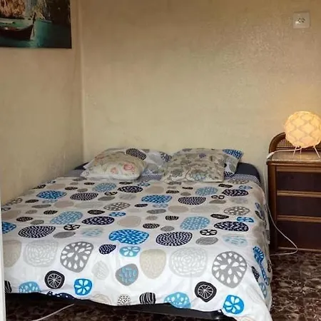 Lovely In A Shared Flat 300 Meters From The With Free Parking
