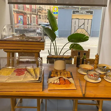 מלון & Co. Quart Boutique 3*