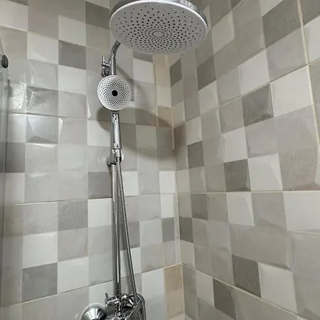 Piso Cerca De La Playa - Act. Mauri 1b Apartamento *