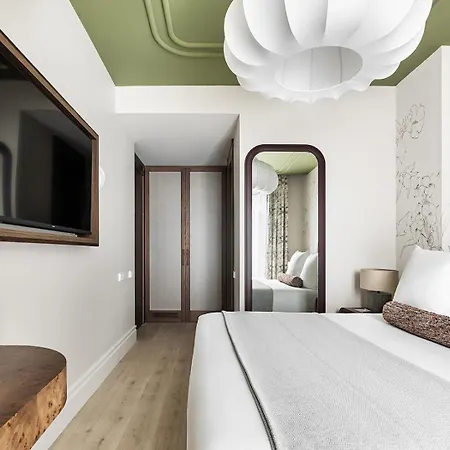 One Shot Puerta Ruzafa 4*