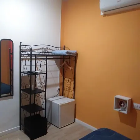 Colors ゲストハウス