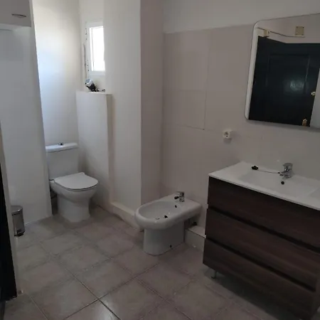 アパートホテル Amazinn Places Casa Calabuig Atico Marina Real - No Ascensor- 2*