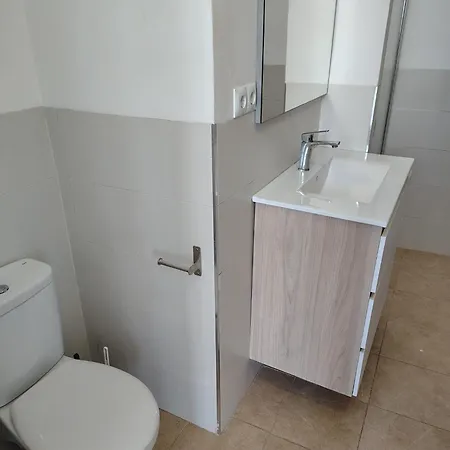 アパートホテル Amazinn Places Casa Calabuig Atico Marina Real - No Ascensor- 2*