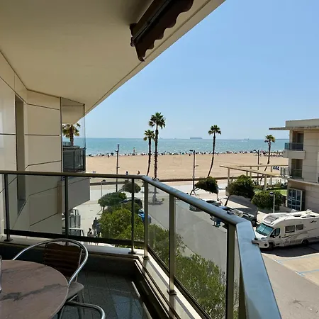 Reinapart Patacona Beachfront Seaview Lägenhet *