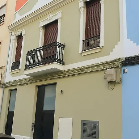 La Casa Del Mar-cabanal 3br شقة *