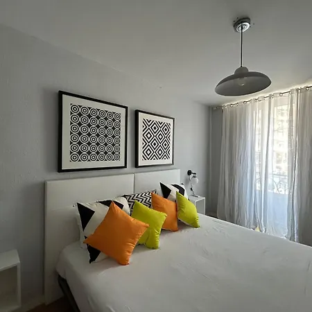Amazinn Places Marina Real Aparthotel 3*