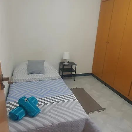 Tranquila Y Centrica Individual En Vivienda Compartida Ubytování v soukromí *