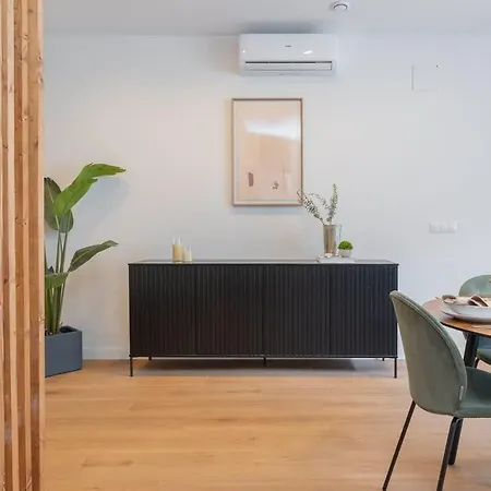 Saristays Urban Chic Loft