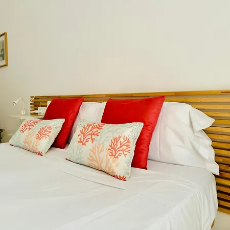 Stylish With Terrace On The Beachfrom Апартаменты