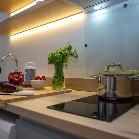 Nomad Haux Mestalla Apartment *