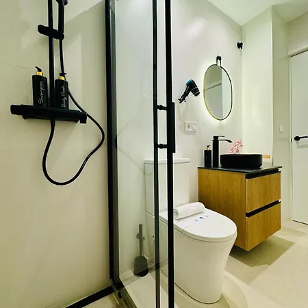 شقة Planas 3 Designer Aparment With Terraza In Ruzafa Soho *