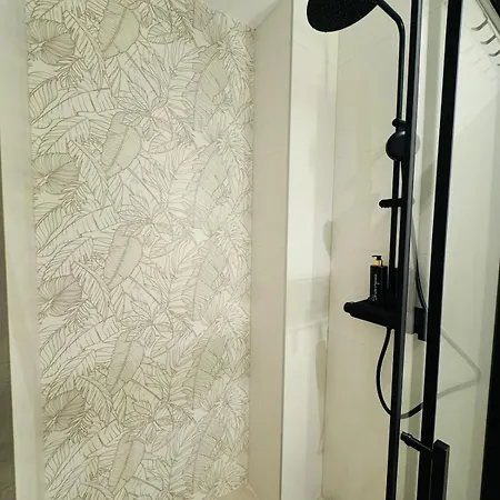 Planas 3 Designer Aparment With Terraza In Ruzafa Soho شقة