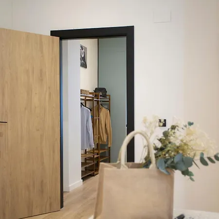 Apartment Nomad Haux Mestalla Valencia
