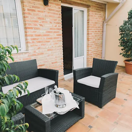 Ad Hoc Monumental 1881 3* Valence