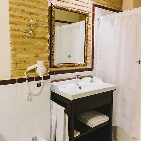 Ad Hoc Monumental 1881 Hotel 3*