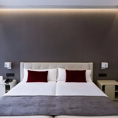 Sweet Renasa Hotel 3*