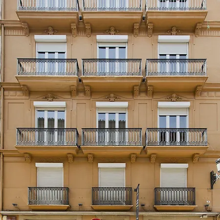 & Co. J. Botanico Boutique