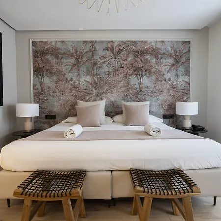 & Co. J. Botanico Boutique Valencia