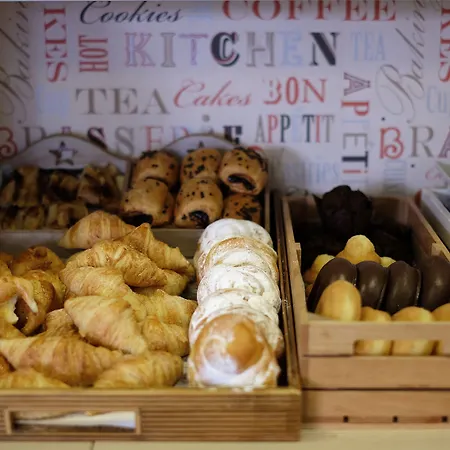 فندق Mediterraneo